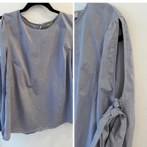 EUC open arm blouse by Marled with ties on the sleeves, sz. M